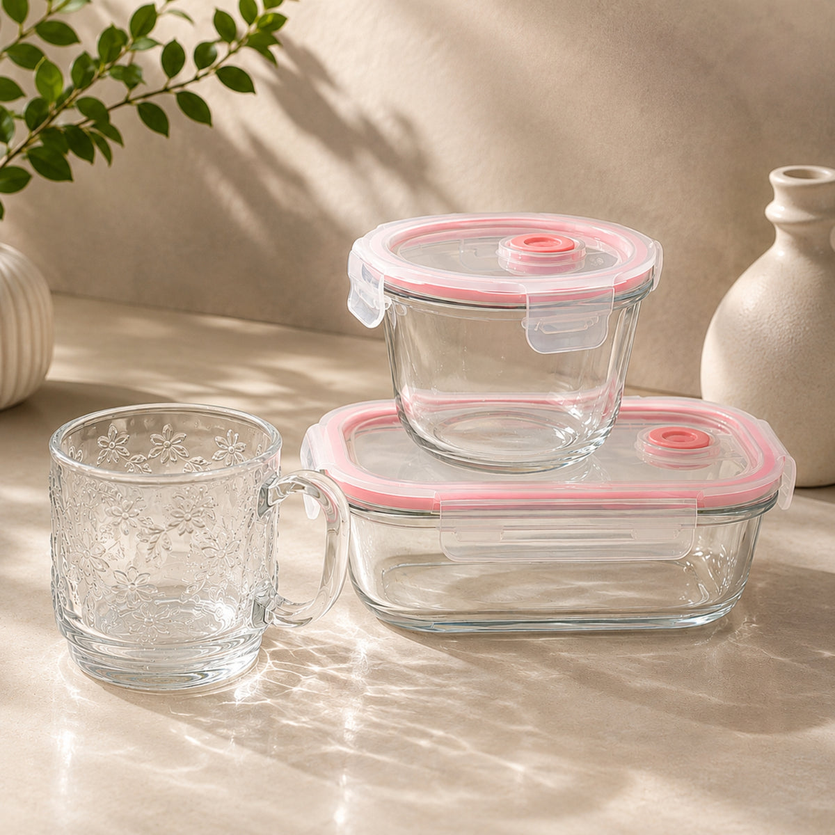 Lowwish 3-piece glass food storage set with 460ml floral cup, 850ml round bowl and 700ml rectangular fresh-keeping container