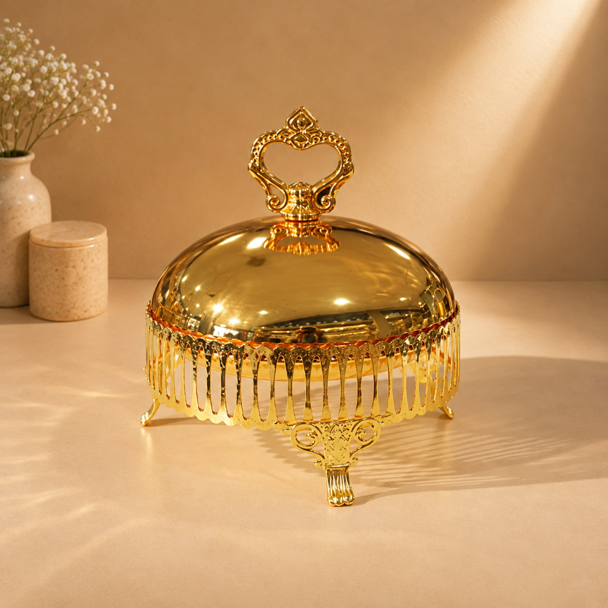 Gold Round Candy Box with Decorative Lid – TR2445