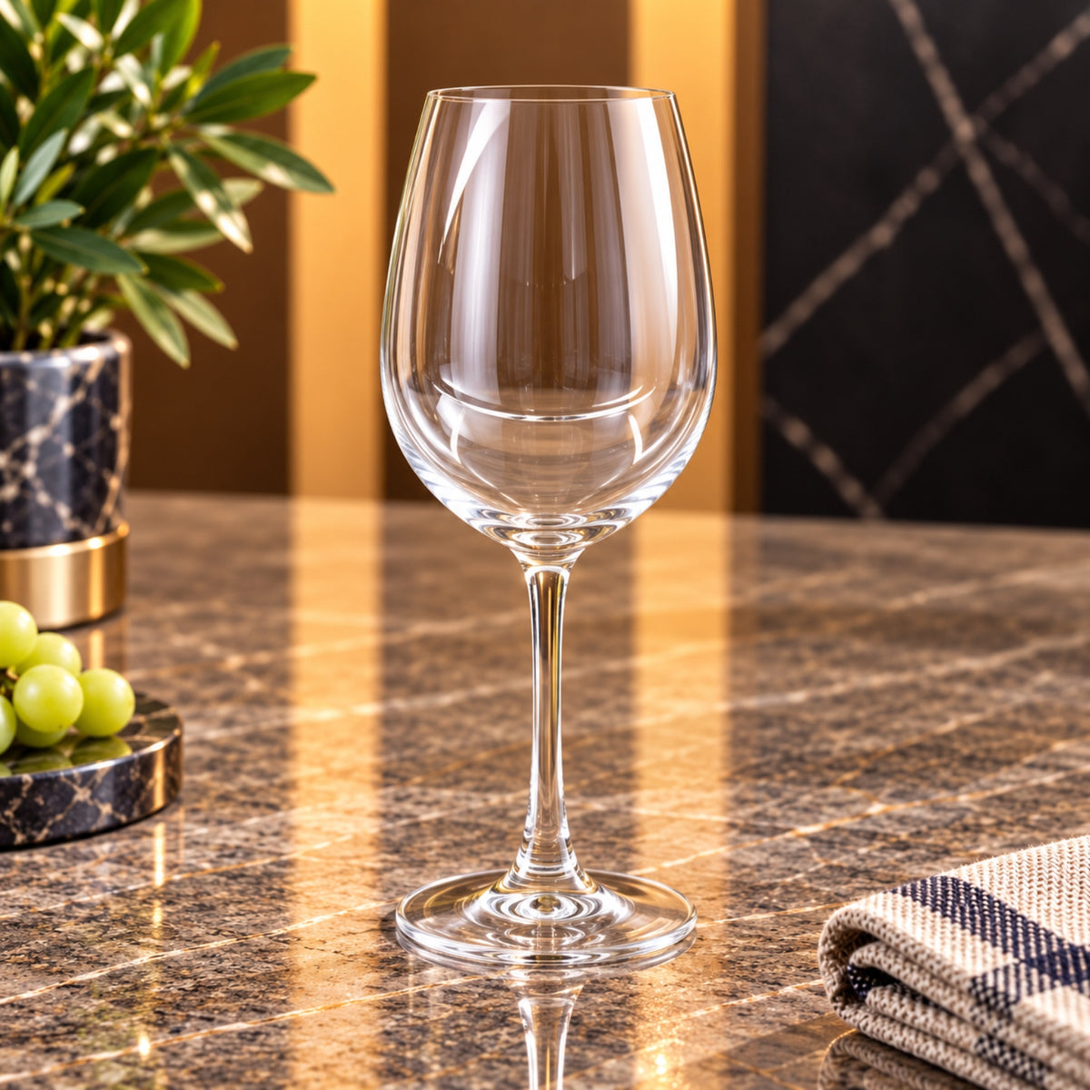 Ocean Madison White Wine Glass 350ml – Clear Stemmed Glass