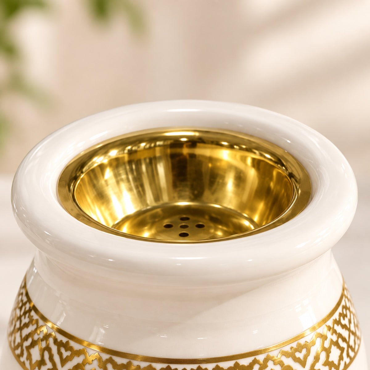 Elegant Ceramic Bukhour Burner – Ivory & Gold Islamic Geometric Design