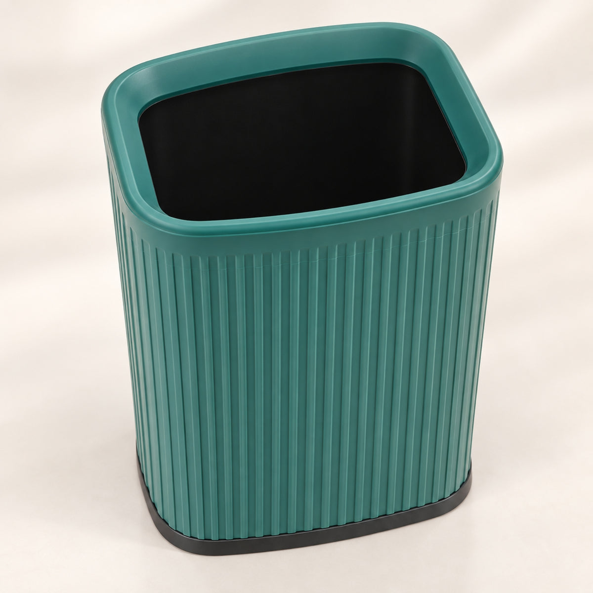 15L Green Square Waste Bin – Ribbed Open-Top Design